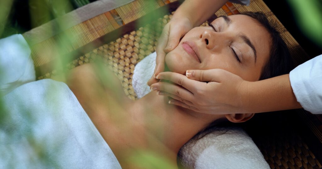 Detoxing in Aligarh: Benefits of Ayurvedic Cleansing