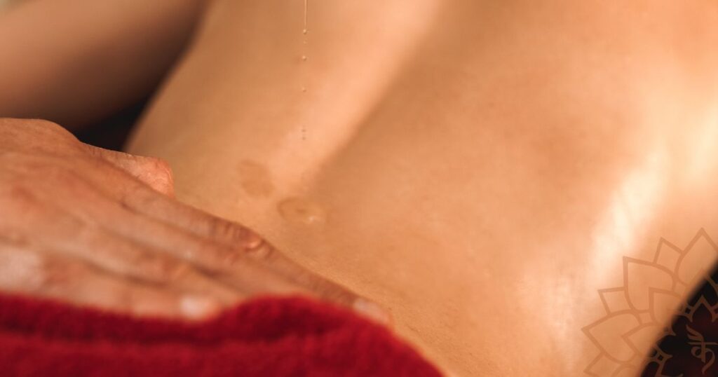 Ayurved Massage in Aligarh for Relaxation and Healing